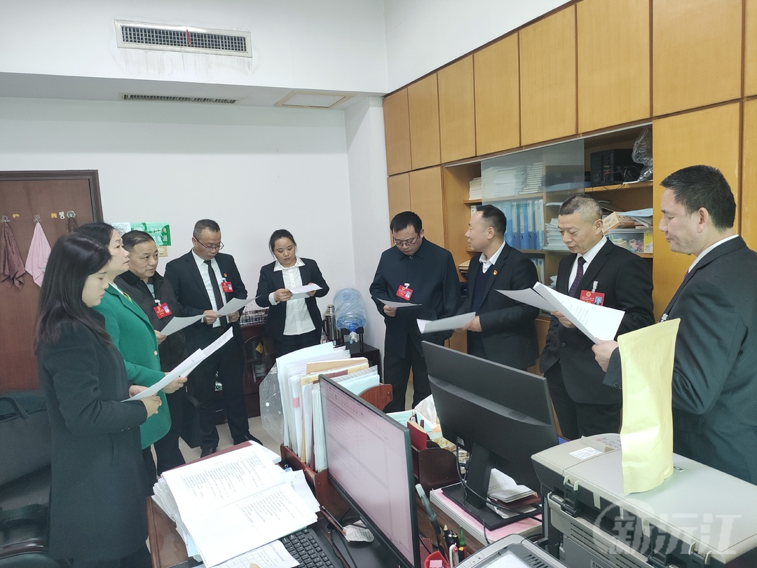 【聚焦两会】沅江市第十八届人民代表大会第三次会议召开提案审查委员会会议