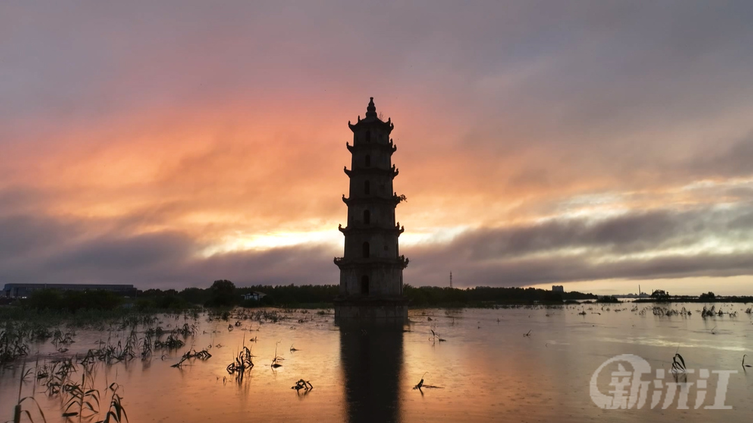 跟着诗词去旅游：千秋浃上凌云塔