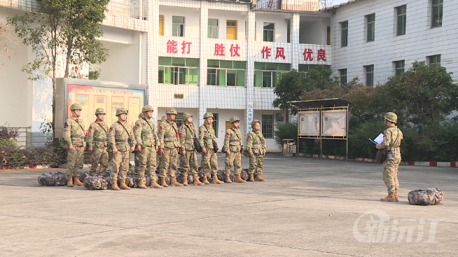 沅江市人民武装部组织民兵分队开展实战化课目演练