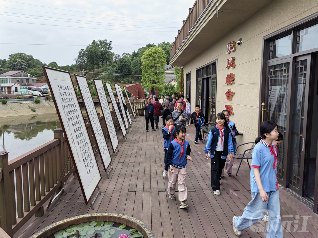 百家沟村：乡友牵线织就文化网 文化振兴促推乡村振兴发展
