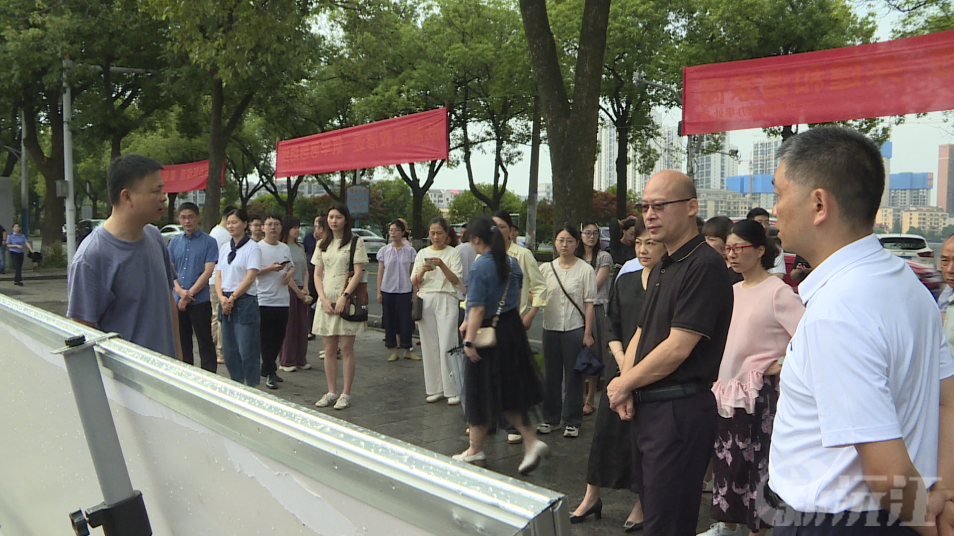 沅江市开展2025年国际档案日宣传活动