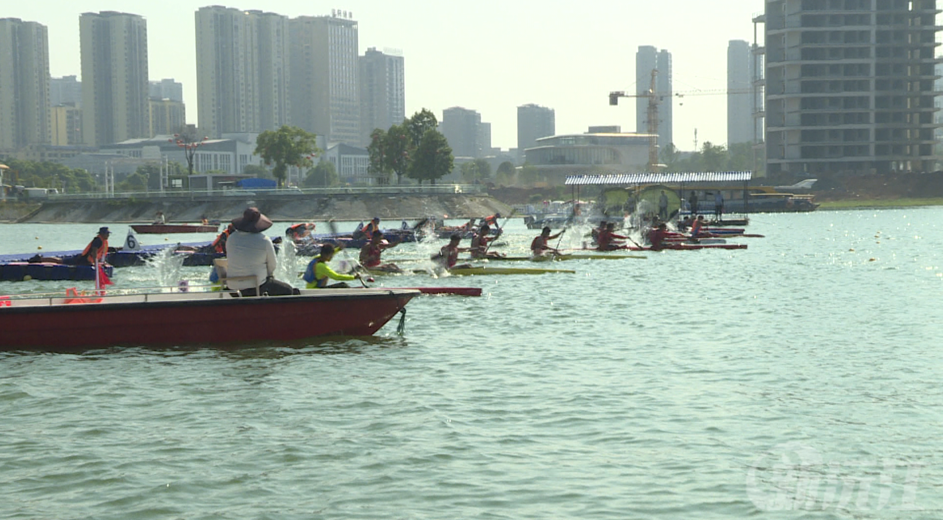 劈波斩浪奋勇争先 2025年湖南省青少年皮划艇（静水）锦标赛火热进行中