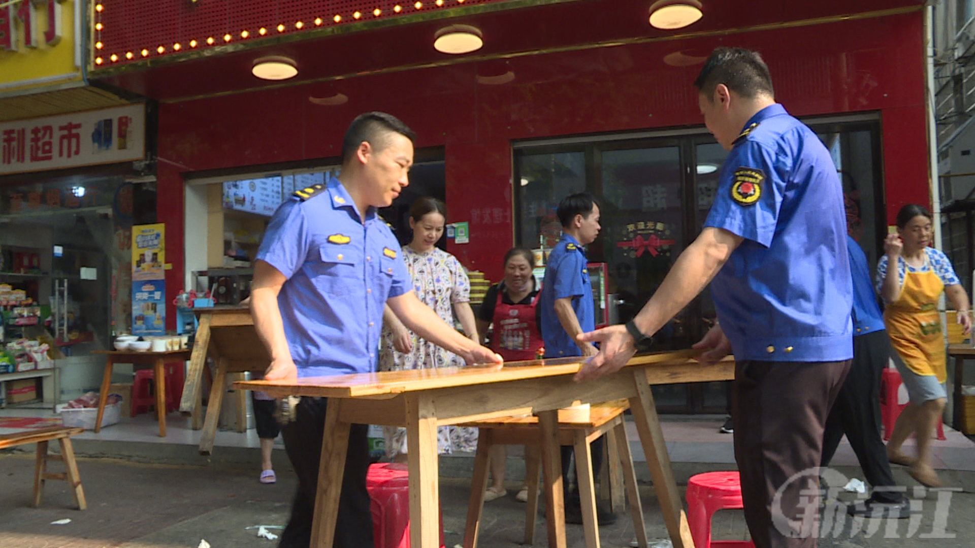 沅江市城管局開展專項(xiàng)整治行動(dòng) 助力全國文明城市創(chuàng)建